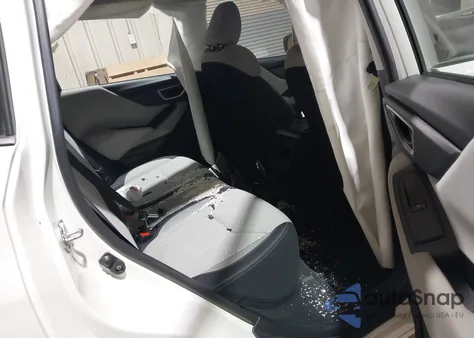 2021 Subaru Forester z USA, uszkodzony, nr VIN JF2SKADC5MH533290